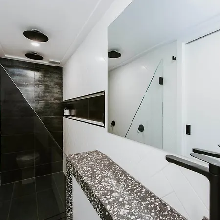 Claret On Douro - Luxe Loft Apartment Mudgee Exterior photo